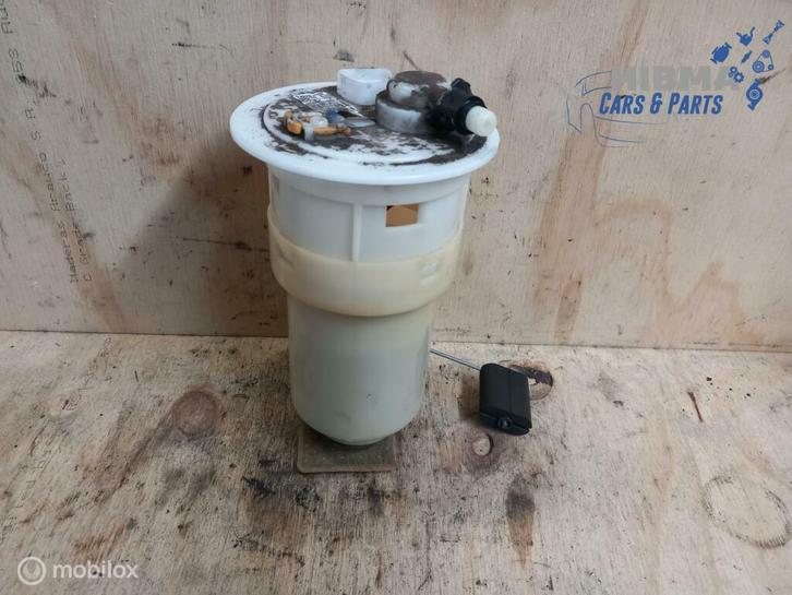 Toyota Yaris I 1.3 16v Brandstofpomp 77020-0D010 1999 - 2005, Auto-onderdelen, Brandstofsystemen, Toyota, Gebruikt, Ophalen of Verzenden