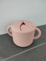 Tasse à collation Mushie, Enlèvement