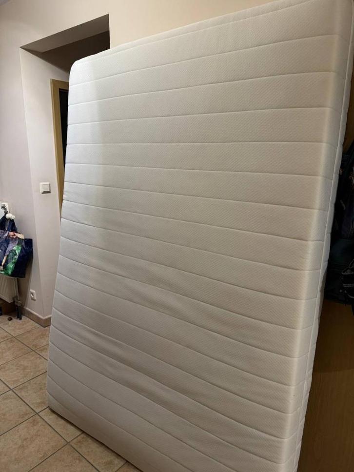 Matelas, Huis en Inrichting, Slaapkamer | Matrassen en Bedbodems, Zo goed als nieuw, Matras, 140 cm, 200 cm, Tweepersoons, Ophalen