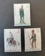 Militaire uniformen - 2108-2110 (1983) Stamp, Ophalen of Verzenden, Postfris, Postfris