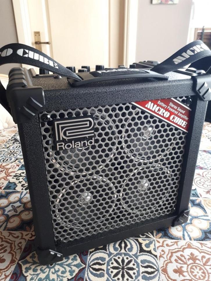 roland micro cube rx, Muziek en Instrumenten, Versterkers | Bas en Gitaar, Zo goed als nieuw, Gitaar, Ophalen