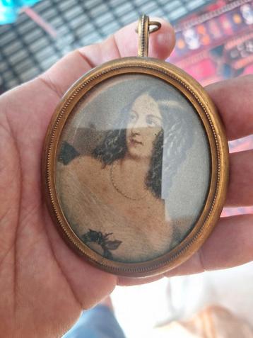 Ancien petit portrait en émail cuivre, Antiquités & Art, Cuivre