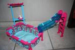 Mattel Barbie zwembad met hond, Kinderen en Baby's, Speelgoed | Poppen, Ophalen of Verzenden, Zo goed als nieuw, Barbie
