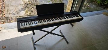 Piano numérique Yamaha P-125b - 88 touches - Etat neuf beschikbaar voor biedingen
