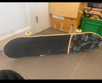 Globe skaterboard beschikbaar voor biedingen