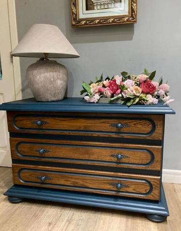 Ladekast beschikbaar voor biedingen