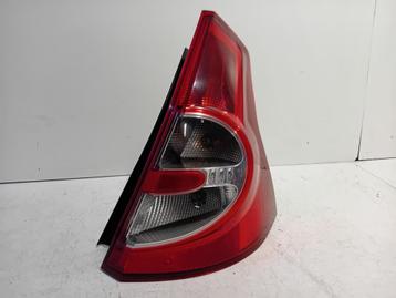 ACHTERLICHT RECHTS BUITEN Dacia Sandero I (BS) (8200734824) beschikbaar voor biedingen