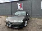 Alfa Romeo 147 1.6i, Auto's, Alfa Romeo, Stof, Zwart, Bruin, Bedrijf