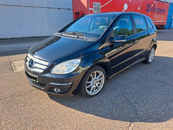 Mercedes B w245 2010 euro4 diesel, Auto's, Mercedes-Benz, Particulier, B-Klasse, ABS, Airbags, Airconditioning, Bluetooth, Bochtverlichting