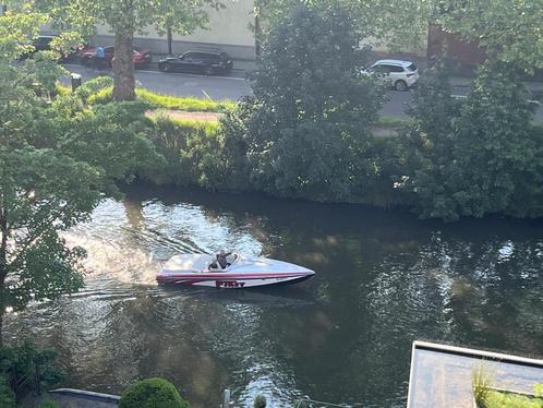 BERNICO F1, Watersport en Boten, Speedboten, Zo goed als nieuw, 6 meter of meer, Benzine, 200 pk of meer, Polyester, Binnenboordmotor