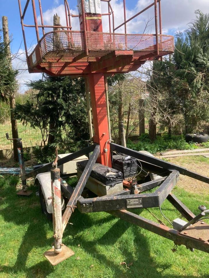 Hoogtewerker 12M, Zakelijke goederen, Machines en Bouw | Liften, Steigers en Ladders, Ophalen