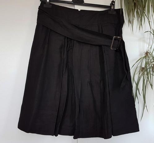 ESSENTIEL Antwerp - Jolie jupe noire - T.38, Kleding | Dames, Rokken, Gedragen, Maat 38/40 (M), Zwart, Knielengte, Ophalen of Verzenden