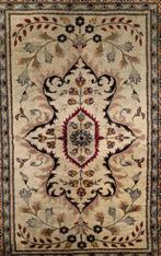 mooie perzisch tapijt, Ophalen, Perzisch, 50 tot 100 cm, Zo goed als nieuw