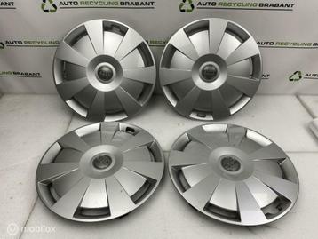 Wieldoppen Set  Audi A3 8V ORIGINEEL 8V0601147C beschikbaar voor biedingen