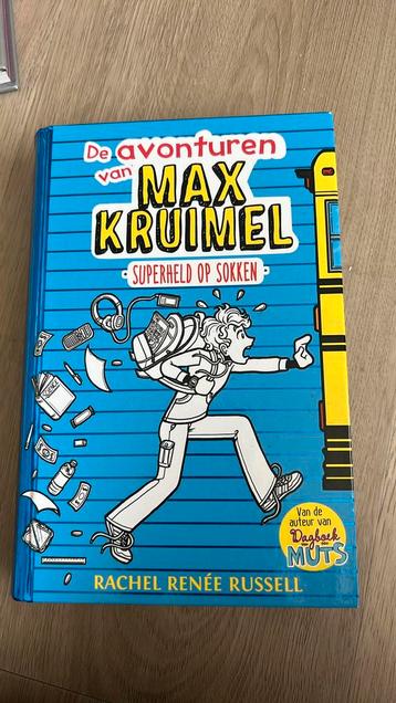 Rachel Renée Russell - Superheld op sokken beschikbaar voor biedingen