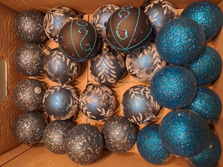Kerstballen Blauw versierd  26 stuks, Divers, Noël, Utilisé, Enlèvement ou Envoi