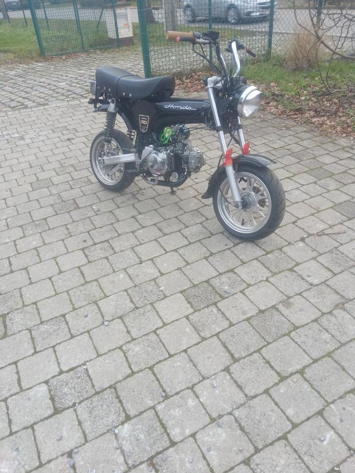 Dax b klasse, Fietsen en Brommers, Brommers | Honda, Ophalen