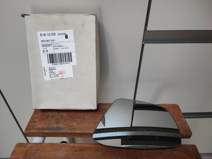 Skoda Octavia 3 (5E) linkse spiegelglas (2012-2021), Auto-onderdelen, Spiegels, Skoda, Gebruikt, Ophalen of Verzenden