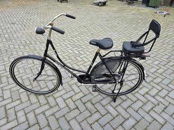 Omafiets € 100 euro beschikbaar voor biedingen