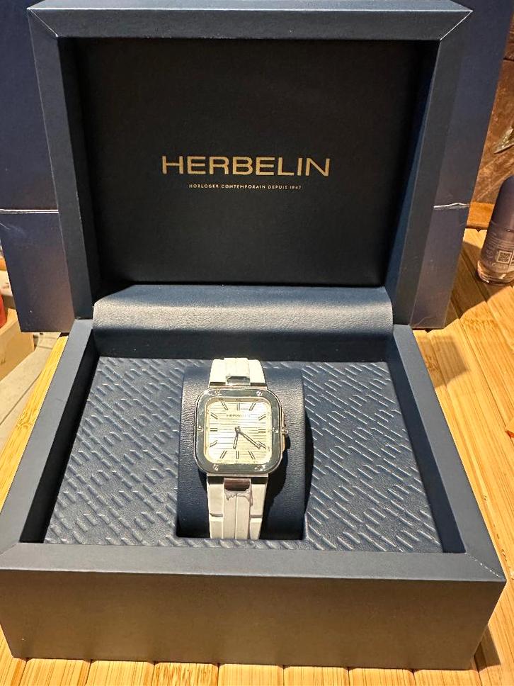Herbelin - Cap Camarat Square Lady Neuve, Handtassen en Accessoires, Horloges | Dames, Nieuw, Polshorloge, Overige merken, Staal