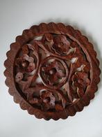 Sculpture sur bois ronde diamètre 17,5 cm, Enlèvement ou Envoi