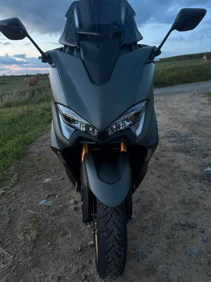 Yamaha TMAX 560 TECH MAX 2021, Motoren, Motoren | Yamaha, Particulier, Scooter, 12 t/m 35 kW, 4 cilinders, Minimaal motorrijbewijs A2
