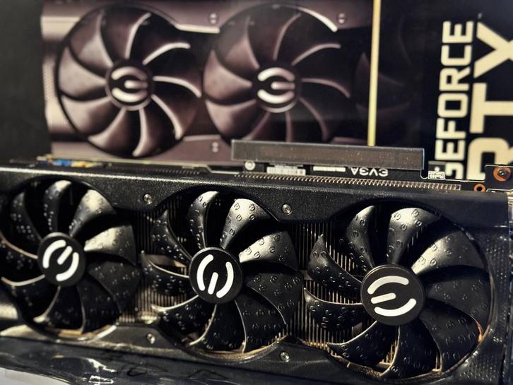 Te Koop: EVGA GeForce RTX 3070 XC3 Ultra Gaming, Computers en Software, Videokaarten, Zo goed als nieuw, Nvidia, PCI-Express 4.0