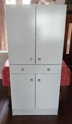 Grote witte kast, Ophalen, Gebruikt
