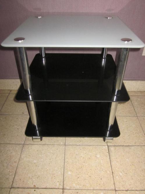 bijzettafeltje, Huis en Inrichting, Tafels | Bijzettafels, Zo goed als nieuw, Vierkant, Minder dan 45 cm, Minder dan 55 cm, Glas