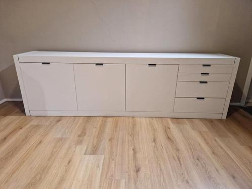 Pastoe L-serie - Dressoir - Snow white - Nieuwstaat, Huis en Inrichting, Kasten | Dressoirs, Zo goed als nieuw, 200 cm of meer