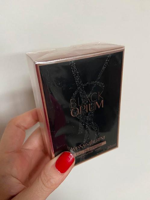 Black opium YSL 30ml - nieuw in verpakking, Handtassen en Accessoires, Uiterlijk | Parfum, Ophalen of Verzenden