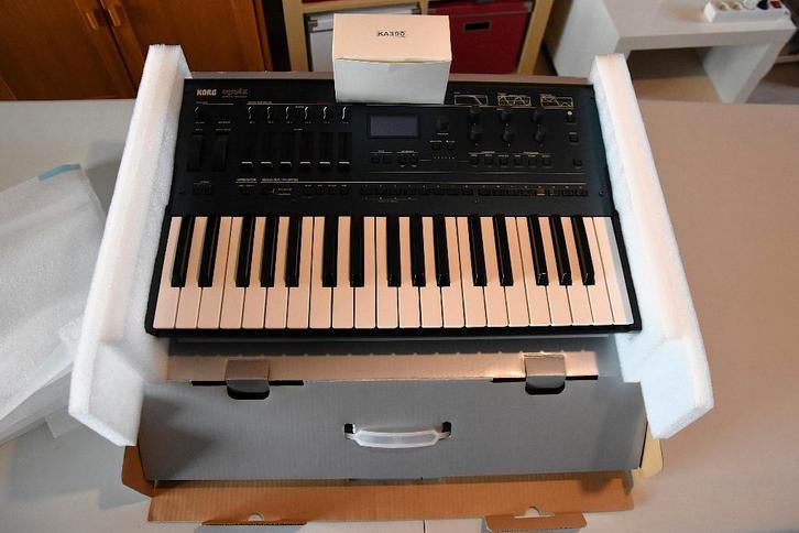 Korg OPSIX in NIEUWE staat, in de buurt van Heysel, Muziek en Instrumenten, Synthesizers, Zo goed als nieuw, Overige aantallen