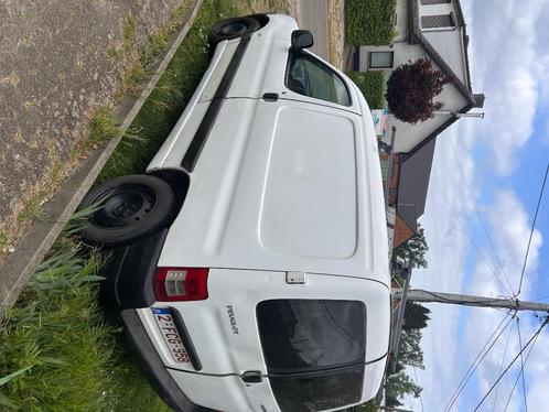 Peugeot partner lichte vracht 1900 diesel, Auto's, Bestelwagens en Lichte vracht, Particulier, Dakrails, Radio, Peugeot, Diesel