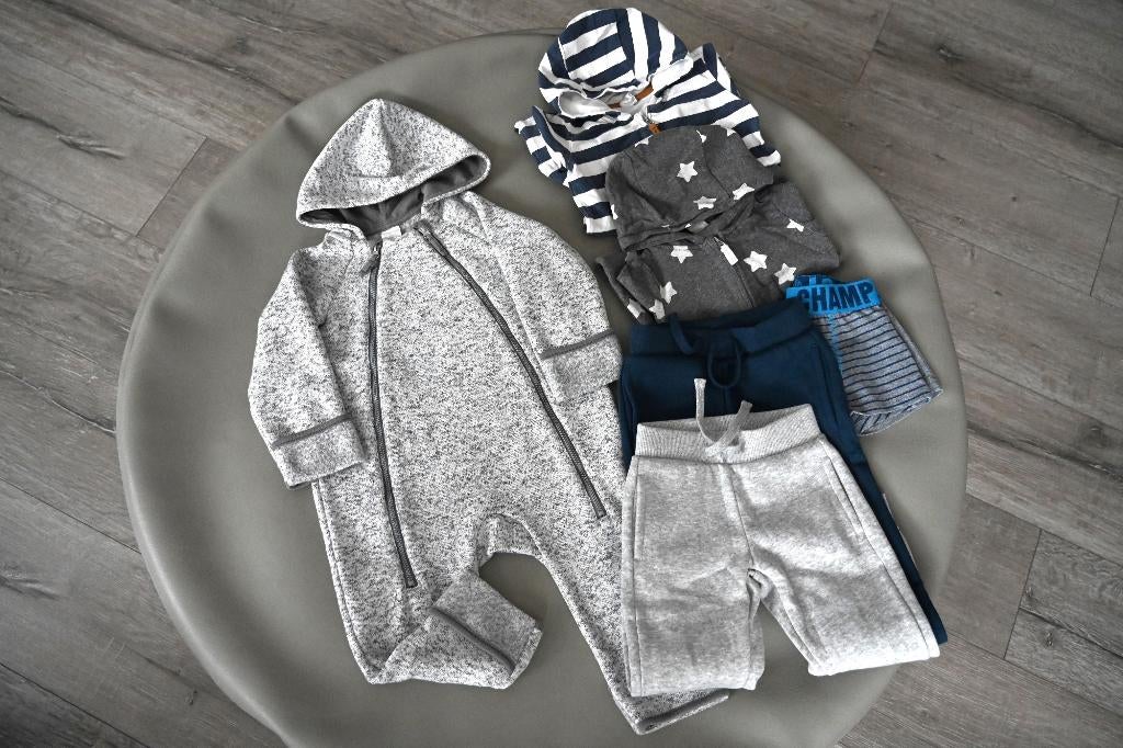 Lot de combinaisons / pantalons de jogging 74 cm, Enfants & Bébés, Vêtements de bébé | Taille 74, Utilisé, Garçon, Autres types