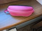 accessoires : boîte à lunettes enfant - rose fluo, Enfants & Bébés, Accessoires de mode pour enfants, Enlèvement, Utilisé
