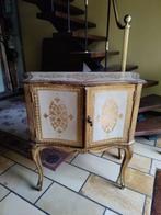 Vintage Italiaans / Florentijnse kast, Huis en Inrichting, Ophalen, Zo goed als nieuw