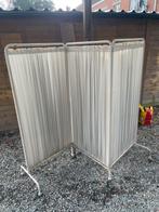 Parravent, Enlèvement, Utilisé