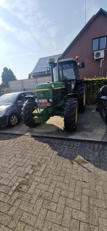 Tractor janpiere beschikbaar voor biedingen
