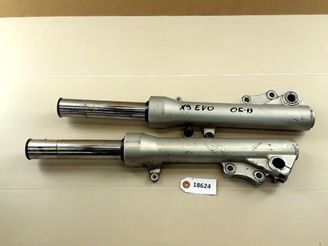 X9 500 Evolution 2005 - 2013 Piaggio Vork D1-35086, Motos, Pièces | Autre