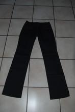 Jeans dame "MORGAN" noir Coupe droite moulante T36 NEUF!, Vêtements | Femmes, Jeans, Comme neuf, Noir, Morgan, W28 - W29 (confection 36)