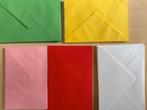 Pakjes gekleurde enveloppen, Verzenden, Envelop
