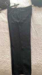 Pantalon en crêpe T44 noir avec fermeture éclair, Noir, Porté