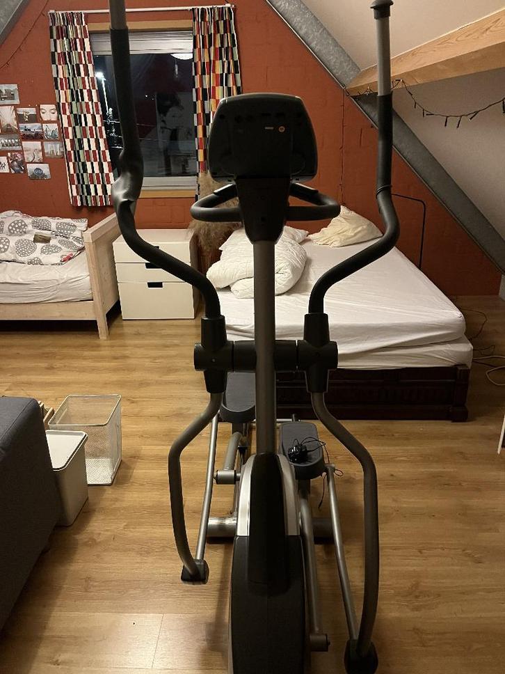 crosstrainer (elliptical trainer), Sport en Fitness, Fitnessapparatuur, Gebruikt, Crosstrainer, Armen, Benen, Metaal, Ophalen