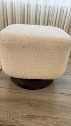 Creme poef, Ophalen, Gebruikt, Hout, 50 tot 75 cm