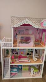 Barbie huis in hout, Kinderen en Baby's, Speelgoed | Poppenhuizen, Ophalen, Zo goed als nieuw, Accessoires