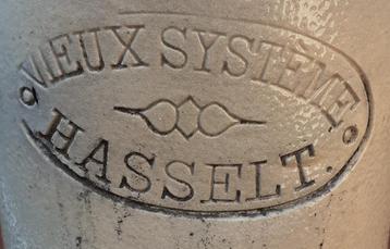 Steenstenen fles. Jenever "Vieux Système Hasselt" Fryns? beschikbaar voor biedingen