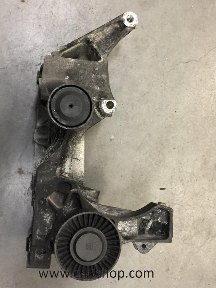 Looprollen met houder BMW E90 E91 318d 320d n47 motor 2008, Auto-onderdelen, Motor en Toebehoren, BMW, Gebruikt, Ophalen of Verzenden