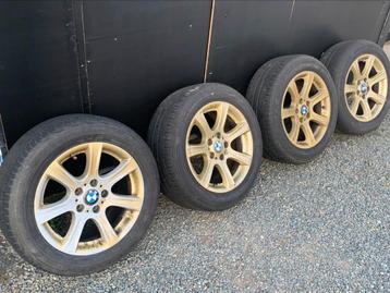 Bmw bandan met velgen ze zijn in het goud gespoten beschikbaar voor biedingen