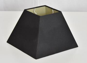  petit abat-jour noir beschikbaar voor biedingen