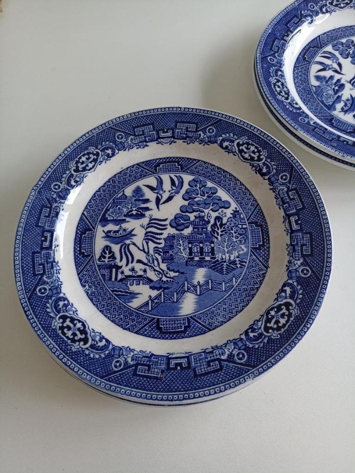 Borden P. REGOUT MAASTRICHT, Antiek en Kunst, Antiek | Keramiek en Aardewerk, Ophalen